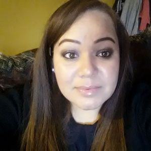 Meet your Posher, Azucena